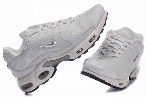 basket requin femme pas cher
